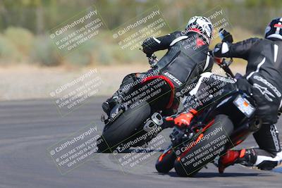 media/Sep-25-2023-Moto Forza (Mon) [[81ffa65e0a]]/B-C Group/Session 4 (Turn 2 Backside)/